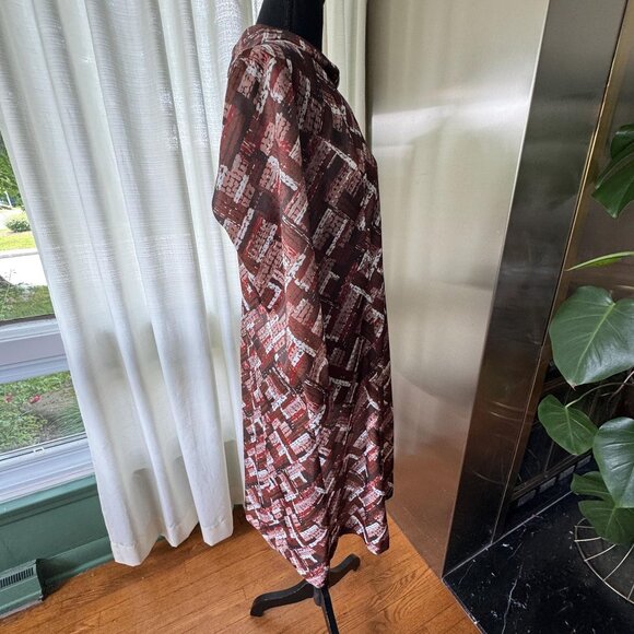 Vintage 70s dress, Mod brown orange and white abstract print, keyhole neckline - Picture 6 of 10